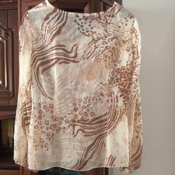 cream/tan long sleeve, VNeck, animal print blouse & zipper, Miss H, Eur42/US10 - Picture 7 of 8
